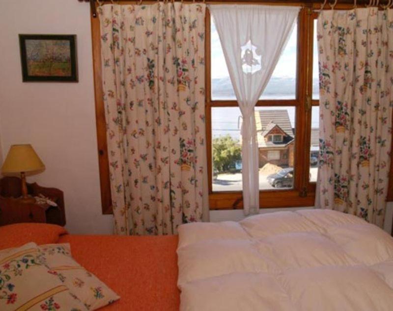 Bungalows El Bosque De Los Elfos San Carlos de Bariloche Phòng bức ảnh
